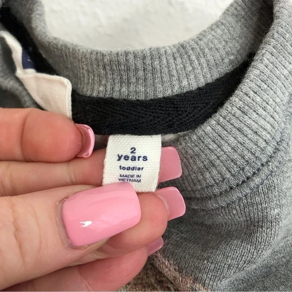 Baby Gap x Star Wars sweatshirt gray Chewbacca Snow Day size 2 years - Picture 4 of 12